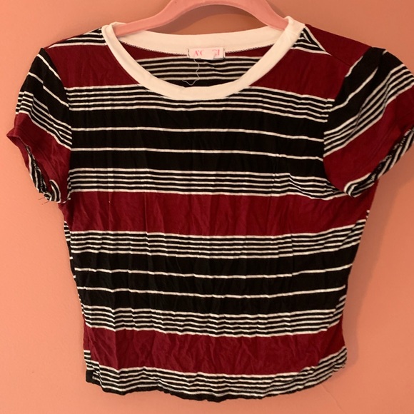 Top - Picture 1 of 2